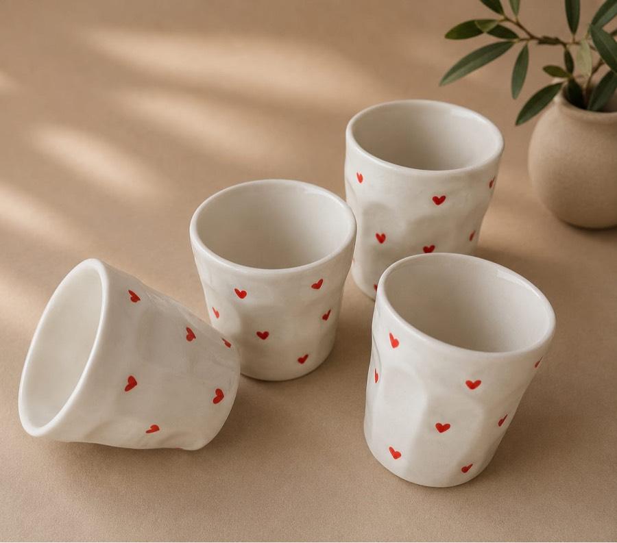 Kalpli espresso fincanı